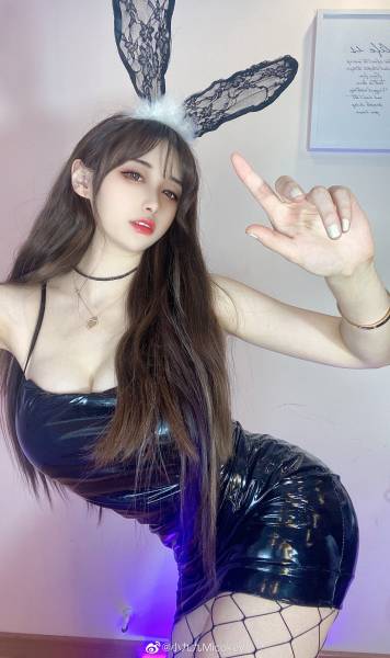 【合集下载】极品身材女神极颜值 炮架小九自拍【17V/1151p/3.47GB】-PR社福利姬