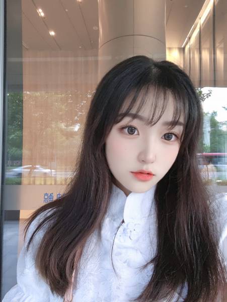 私房华仔私拍南航空乘全裸八字奶高清玩奶4k视频【1V-7.12G】