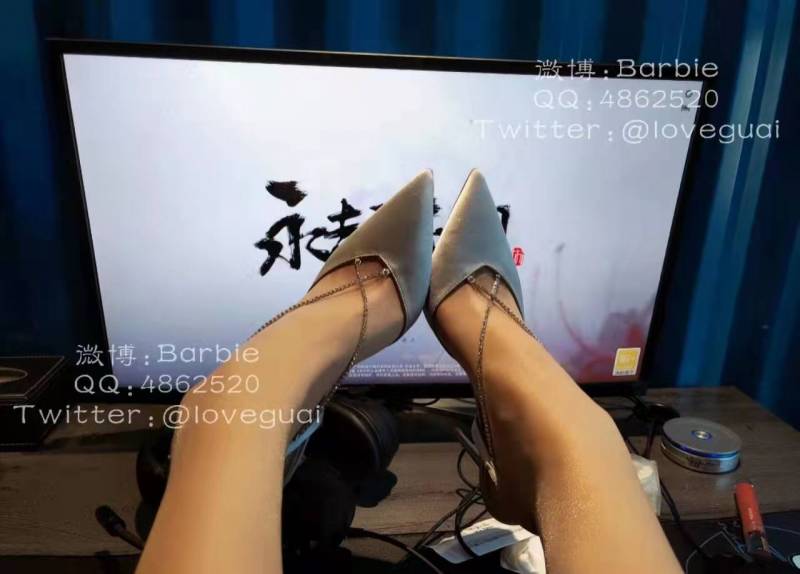 完具娜美9月26日最新作品 网吧露出-PR社福利姬 完具娜美9月26日最新作品 网吧露出-PR社福利姬