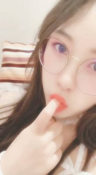 骚嫩女神-砂糖高颜长腿A4腰啪啪自慰流白浆[51v/1.1g]