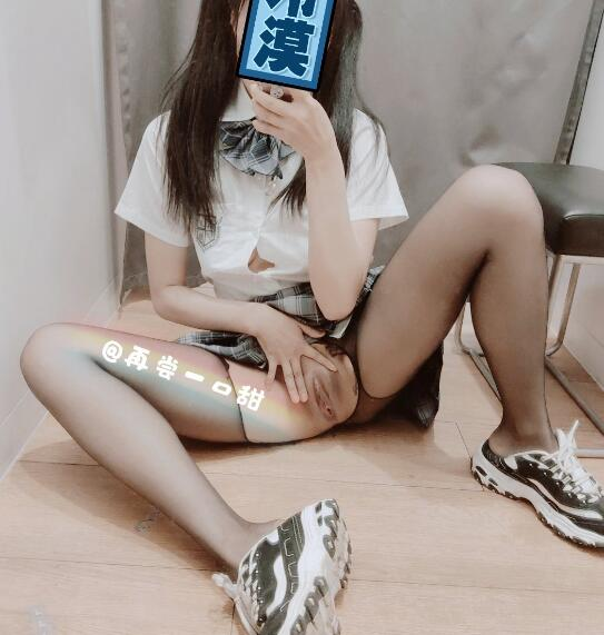 推特福利姬 再尝一口甜【107P 22V 】