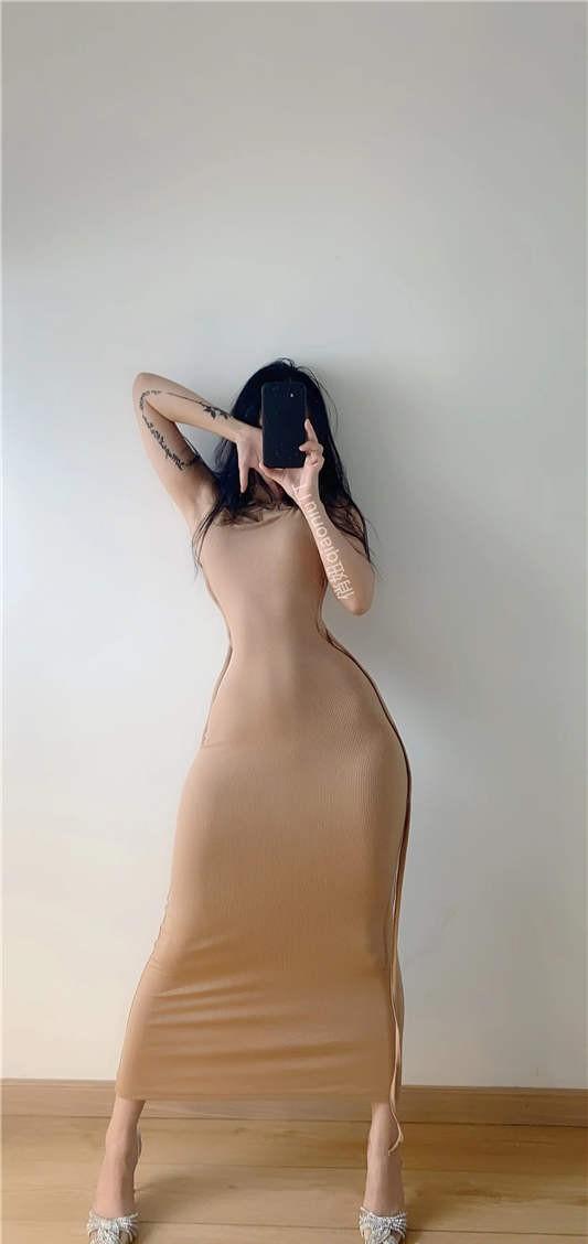 俏妞qiaoniuTT – 露背连衣裙 [10P/26MB]