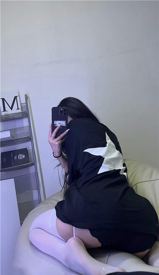 陈佩奇yyyy – 白色丝袜 [66P/14V/78MB]