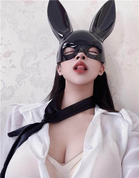 姐姐_LaLion – 臣服女王 [9P/29MB]