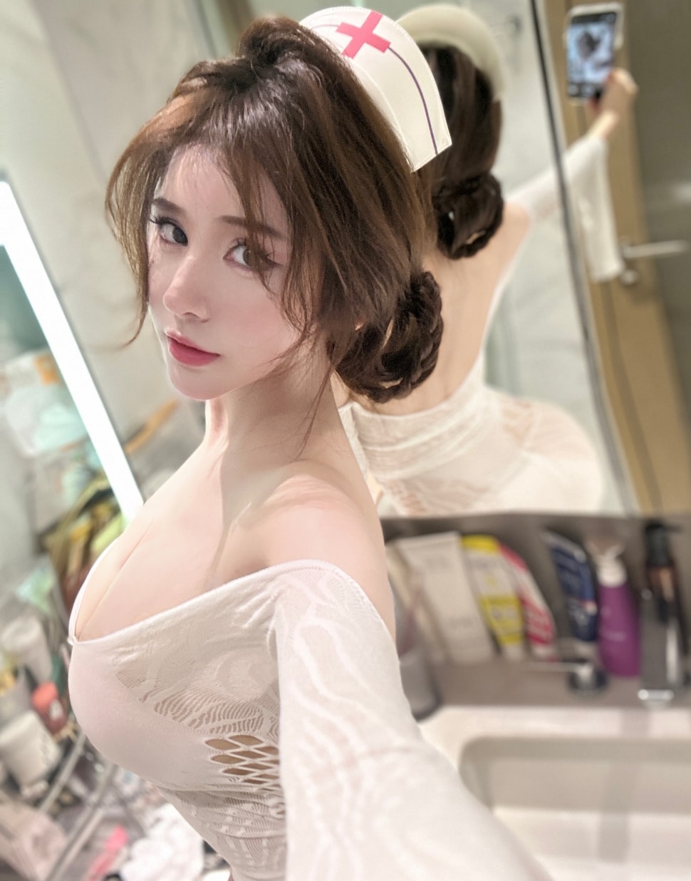 【微-密】奔跑的晶螺儿-小护士 [21P1V-127M]