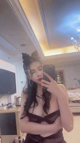 【重磅核弹】✨秀人网 李丽莎 ✨,露三点私密福利,太美了【4V/515MB】