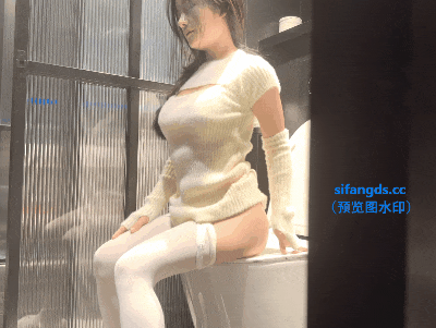 【独家破解资源】✨秀人网 谭小灵✨真空无内漏毛 泡泡浴漏奶头+剧情被下药91P原图+3V