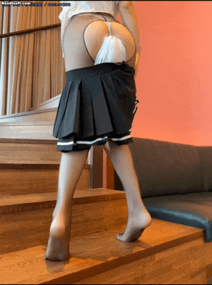 【独家破解资源】❤秀人网 唐安琪❤ 性感尾巴 开档珍珠内裤 创可贴逼 肛塞