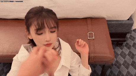 【独家破解资源】2504 秀人网 陆萱萱 丝袜美腿 透视蕾丝内衣露毛 半剧情演绎